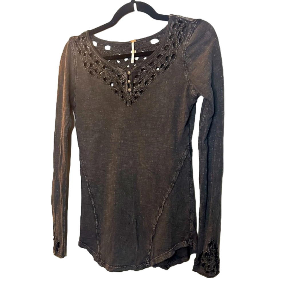 Free People Distressed black long sleeve tee size xs